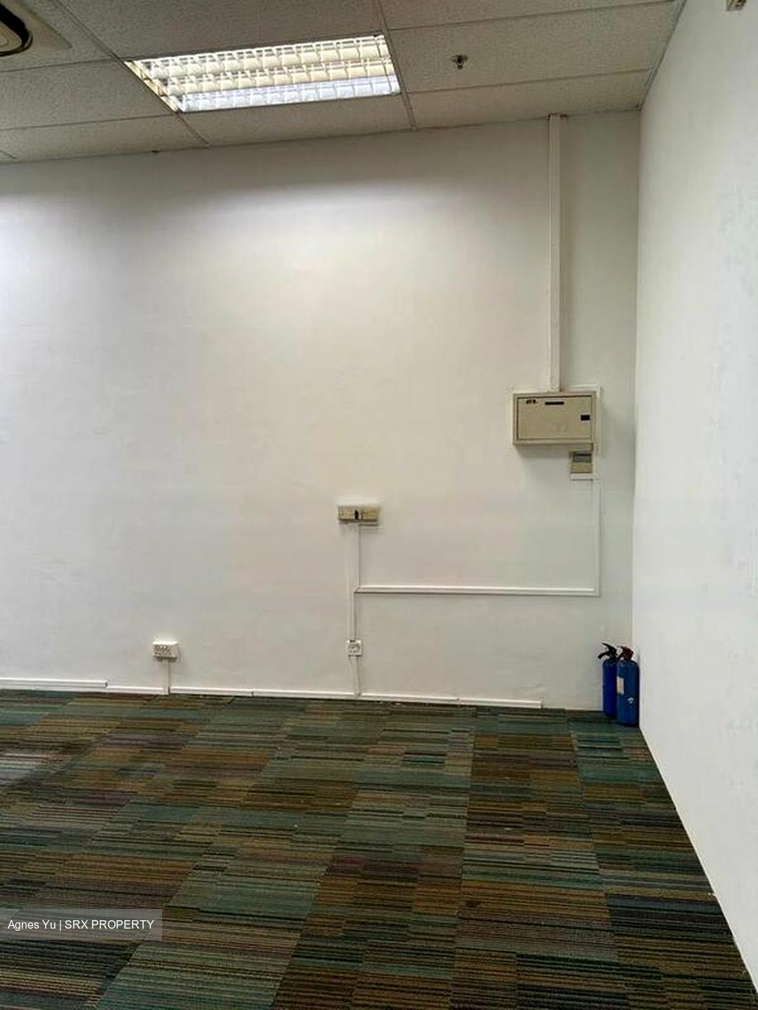 Sunshine Plaza (D7), Office #458118261